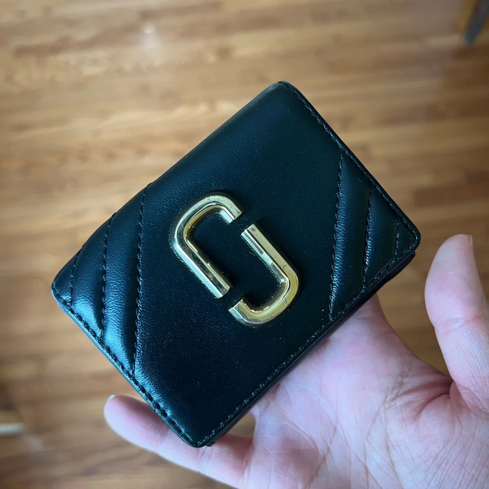 Marc Jacobs Black Quilted Leather Wallet - Picture 1 of 8